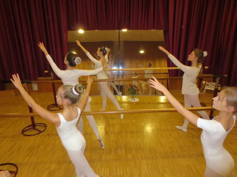Impressionen aus dem Ballettunterricht