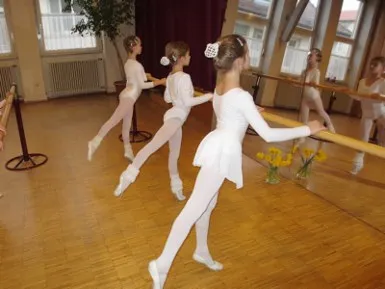Impressionen aus dem Ballettunterricht
