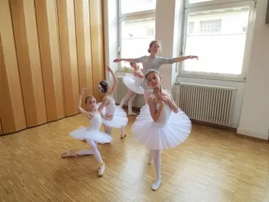 Impressionen aus dem Ballettunterricht